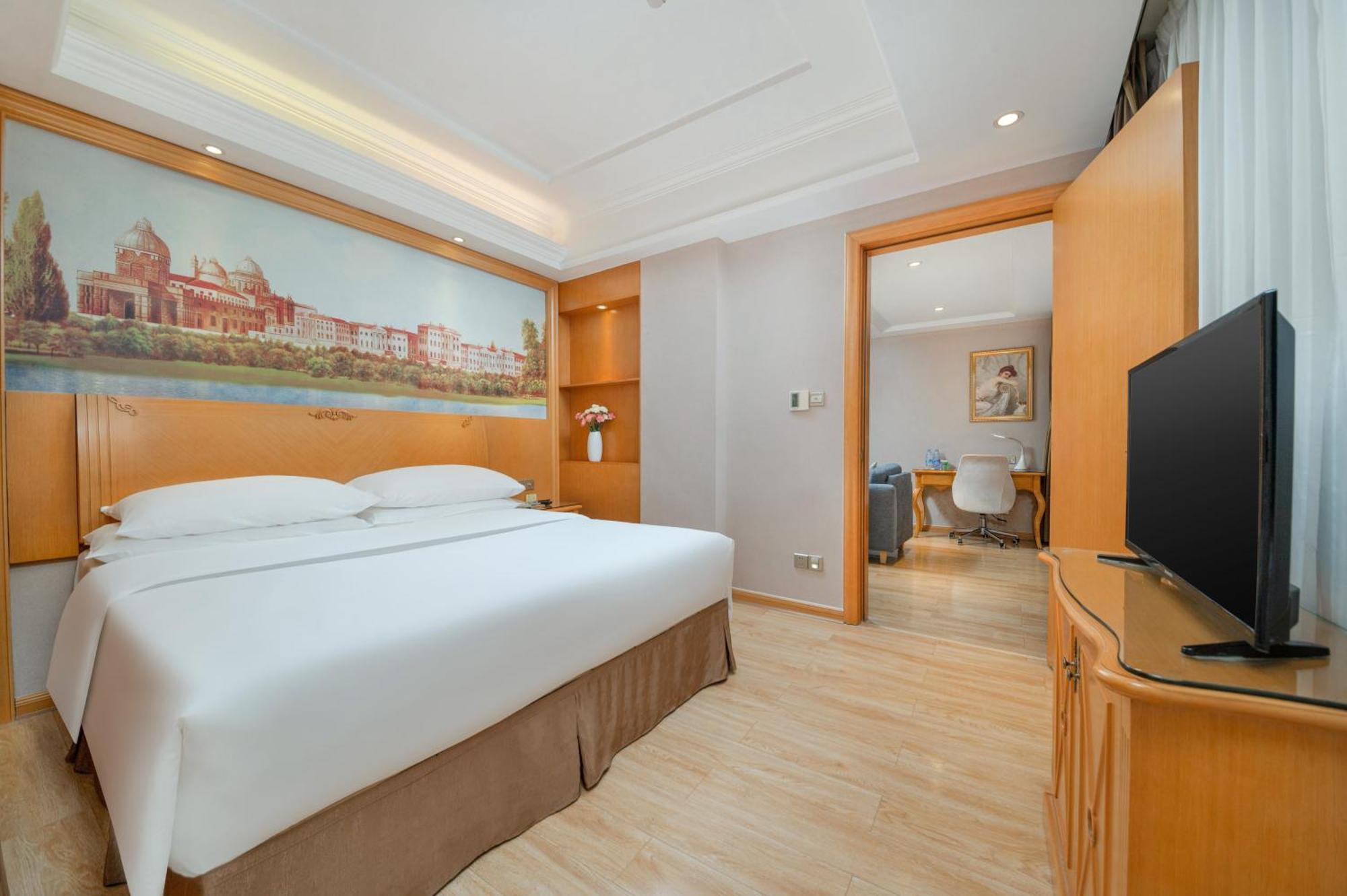 Vienna Hotel Shenzhen Fuyong Subway Station Εξωτερικό φωτογραφία